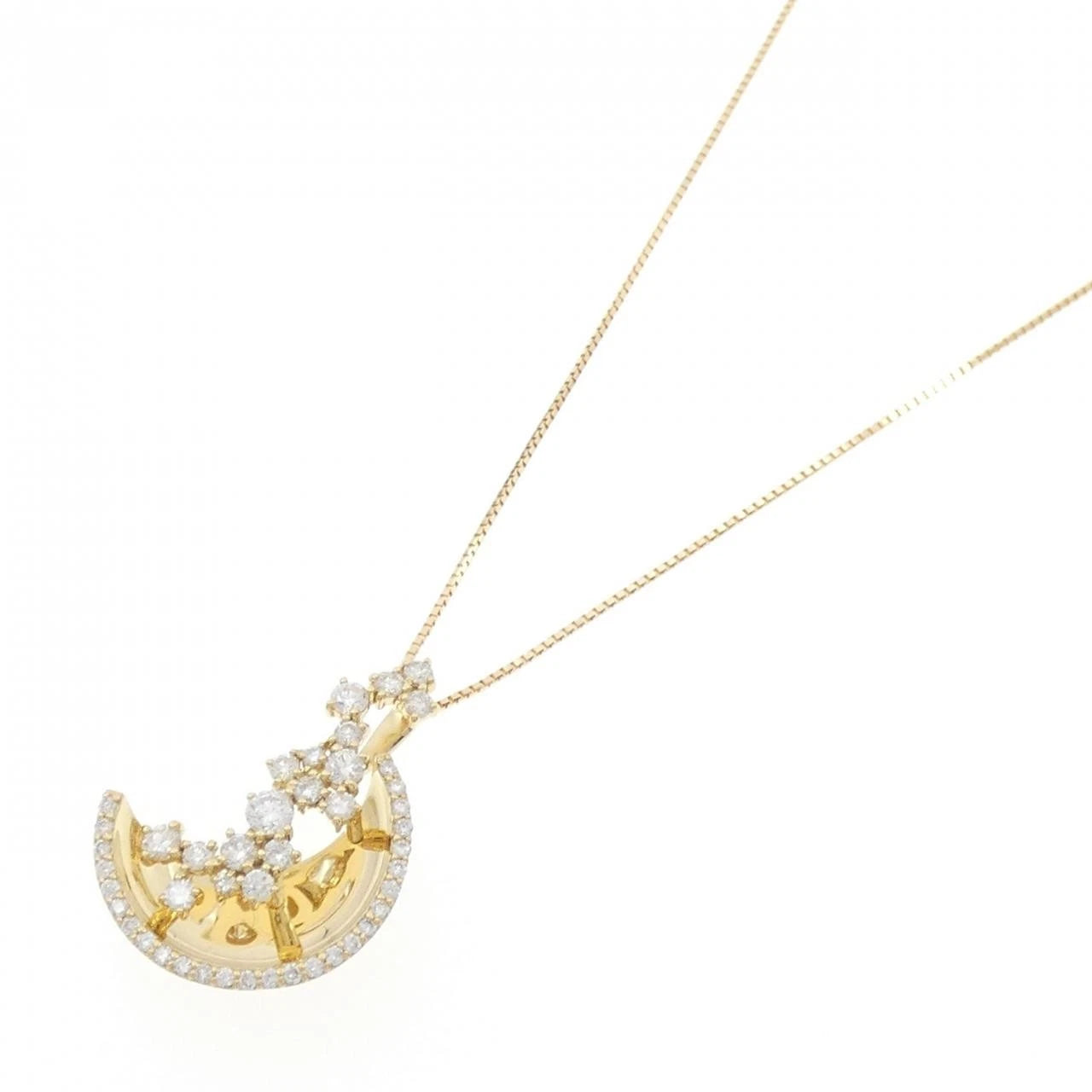 18k Yellow Gold Diamond Moon Pendant 1.00 CTW