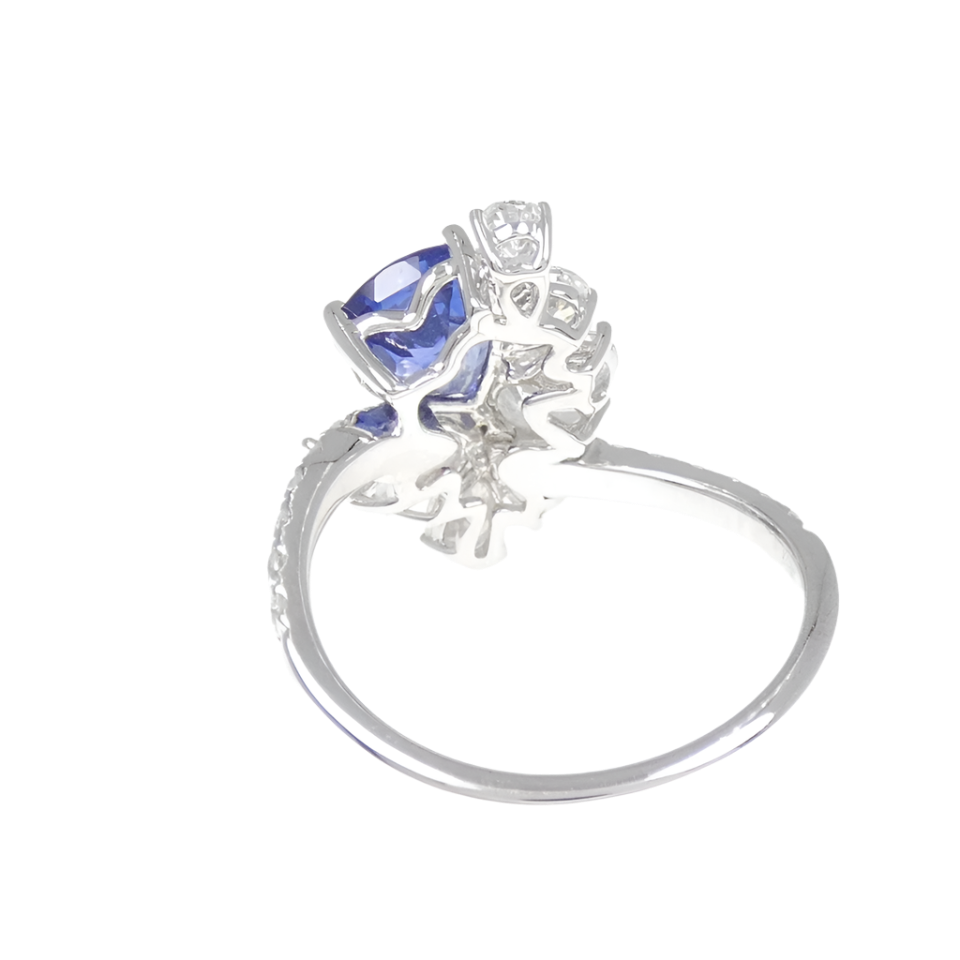 18k White Gold Royal Blue Sapphire and Diamond Cocktail Ring 2.82 CTW
