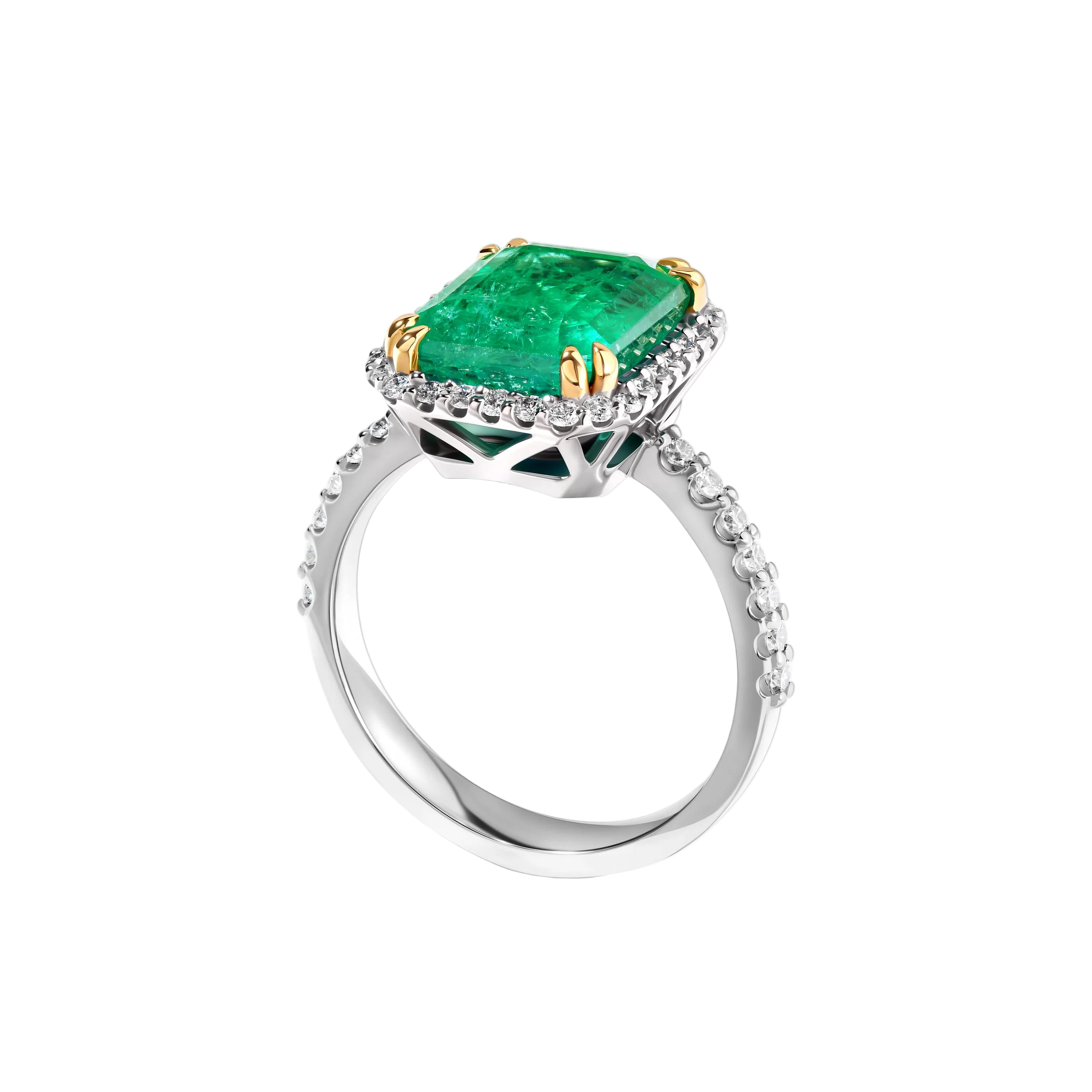 18k Solid Gold Zambian Emerald and Diamond Estate Style Ring 4.10 CTW