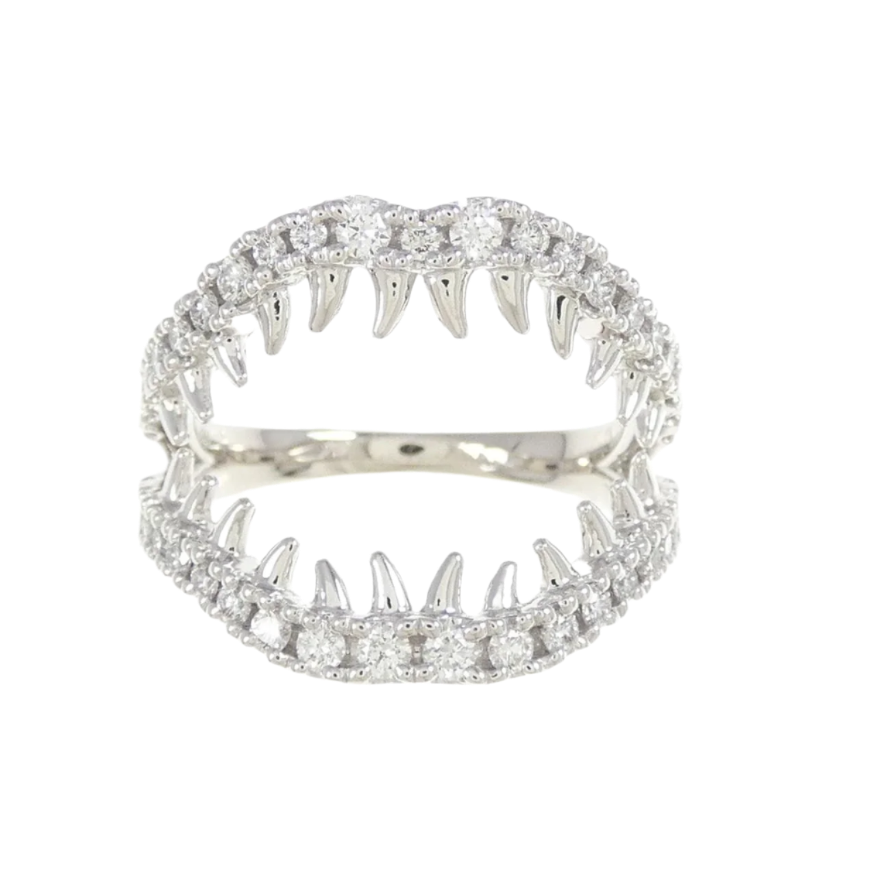 18k Solid White Gold TASAKI Danger gulper Ring 0.41 CTW